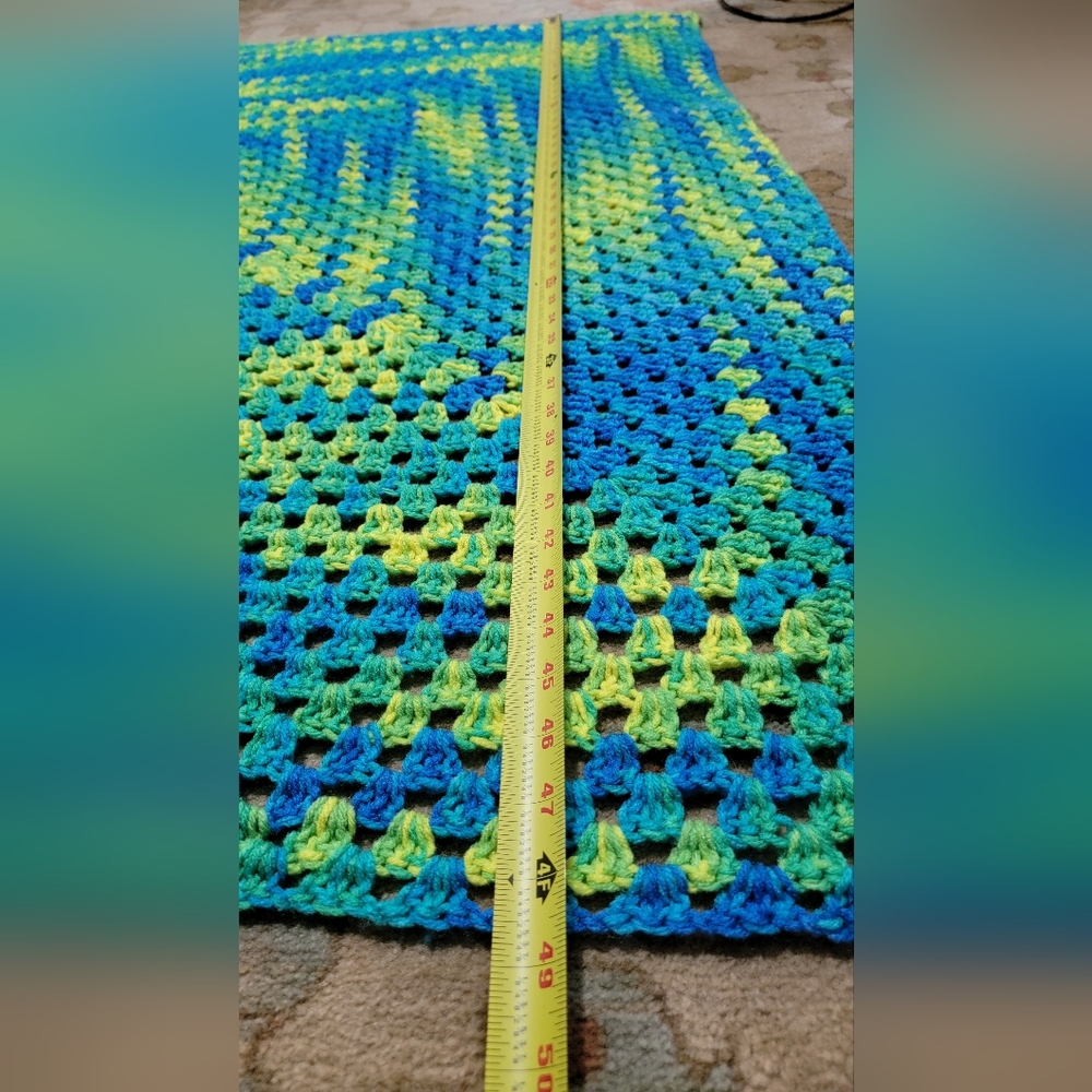 Handcrafted Crochet Afghan 48"x48" Blue Green Yellow Verigated Spiral pattern - Picture 5 of 10